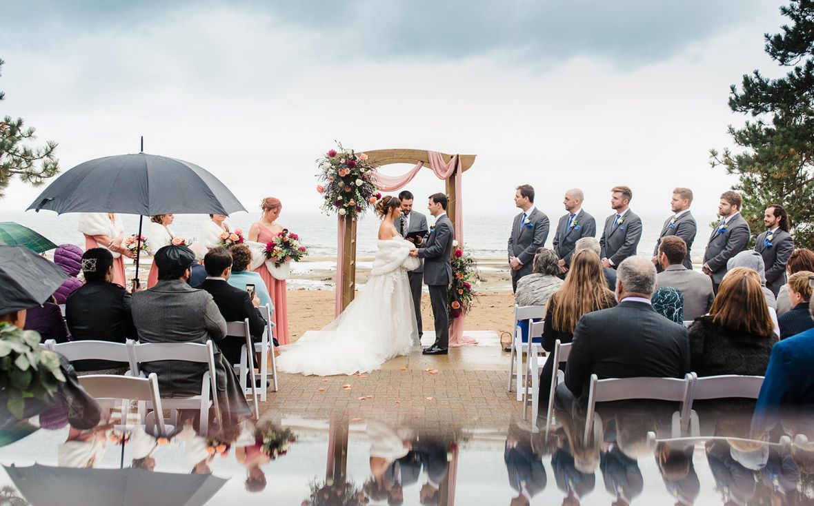 How to save money on your wedding with money-saving wedding tips for Lake Tahoe