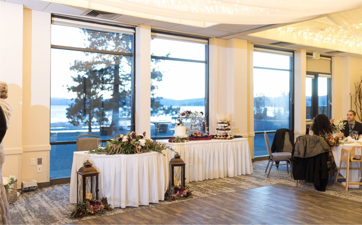How to decorate an indoor wedding venue in Lake Tahoe, How to decorate for a wedding indoors, Indoor wedding reception decoration ideas