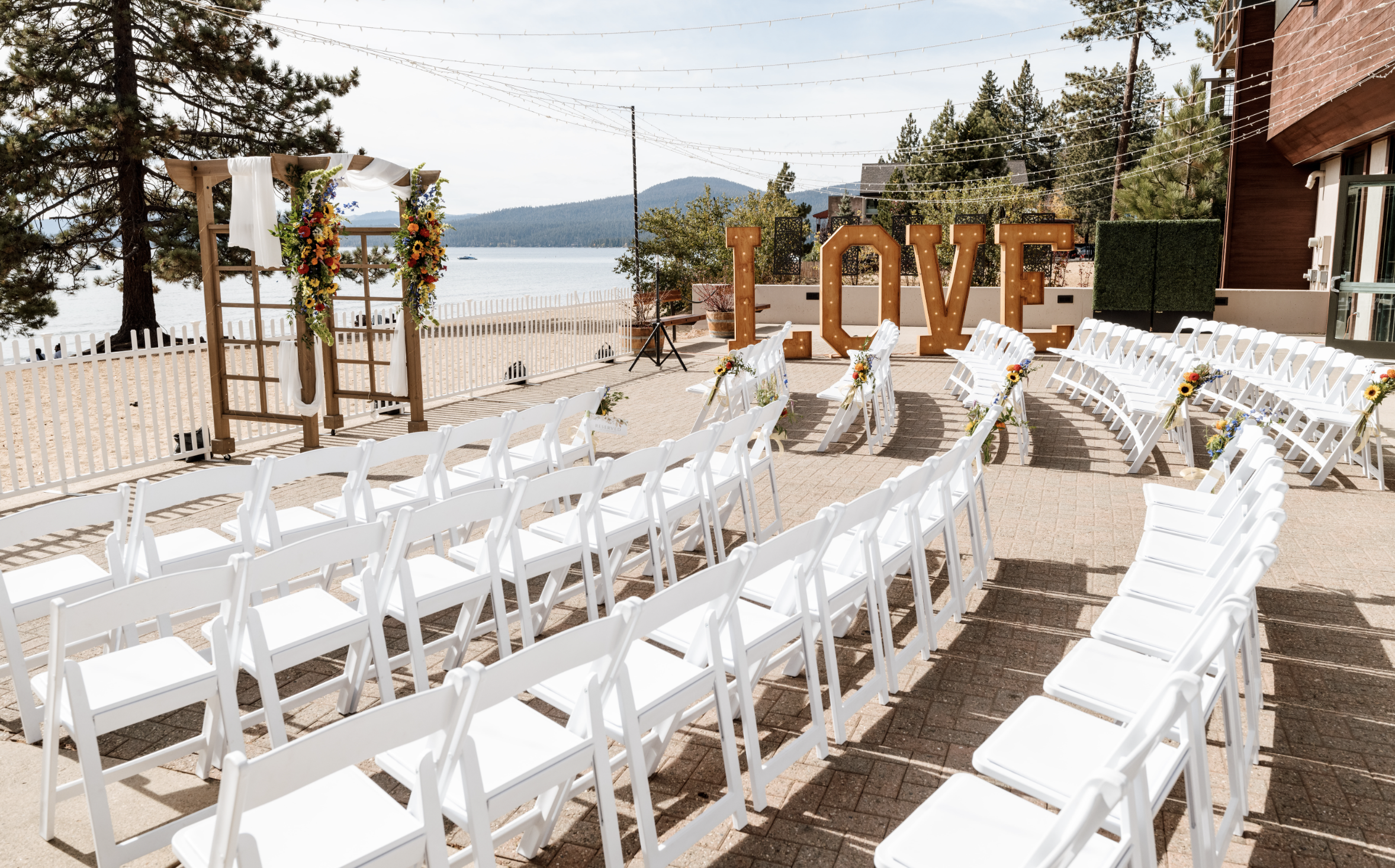 Indoor and outdoor wedding venue in Lake Tahoe, Indoor vs outdoor wedding