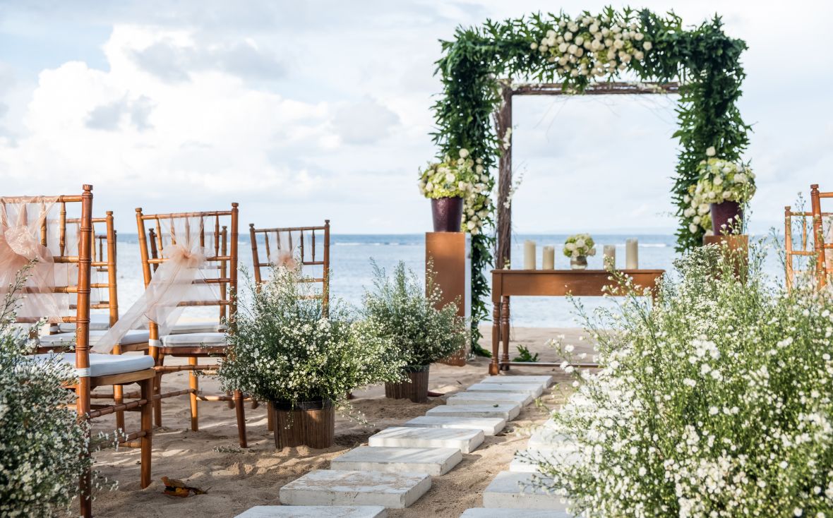 Creative and unique wedding theme ideas for a Lake Tahoe wedding theme you love