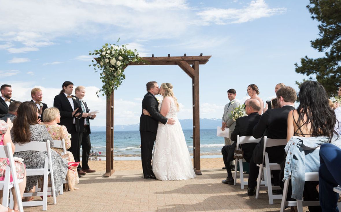 Fall Wedding Tips, Fall Wedding Trends, Fall Wedding Ideas, Fall Wedding Decorations, Fall Wedding Colors, Fall Wedding Themes