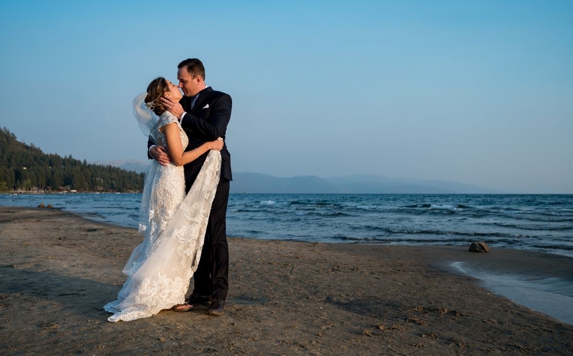 North Lake Tahoe Wedding On the Lake Shores, Difference between north and south Lake Tahoe, Prettiest part of Lake Tahoe, North or South Lake Tahoe, Which side of Lake Tahoe is better